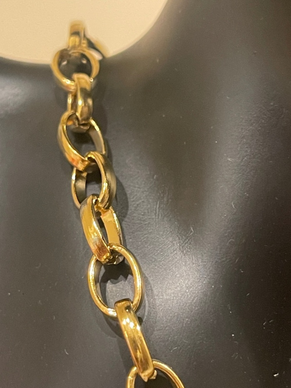 Chanel Gold Heart Logo Pendant And Chain Necklace - Picture 6 of 14